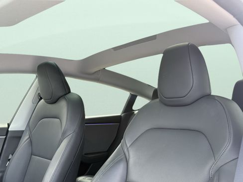 Used 2025 Tesla Model 3 Long Range RWD image 25