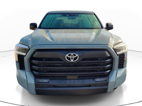 Used 2025 Toyota Tundra SR5 w/ SR5 Premium Package image 2