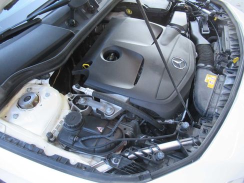 Used 2019 Mercedes-Benz CLA 250 image 13