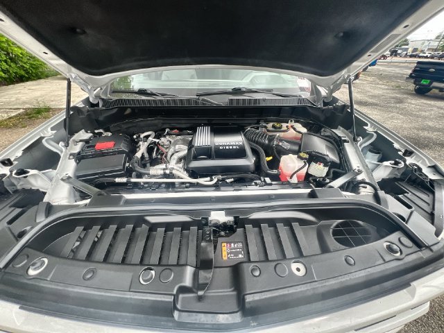 Certified 2024 Chevrolet Silverado 1500 RST AWD/4WD image 29