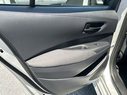 Certified 2025 Toyota Corolla LE image 6