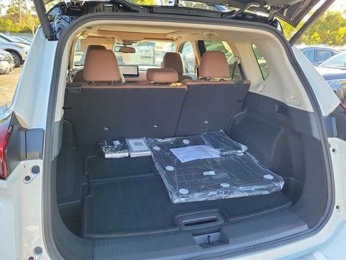 New 2026 Nissan Rogue Platinum w/ Platinum Premium Package image 5