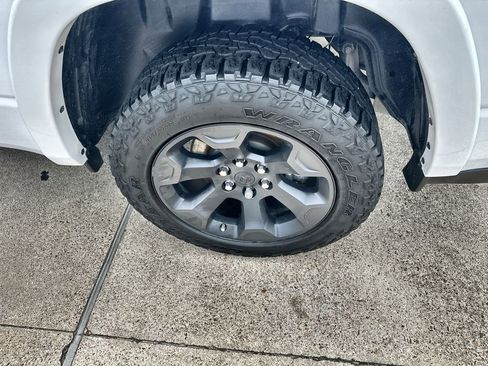 Used 2025 RAM 1500 Lone Star AWD/4WD image 10