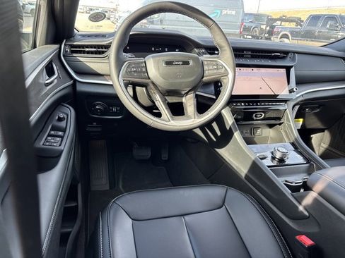 New 2026 Jeep Grand Cherokee Limited w/ Limited Altitude Package image 16