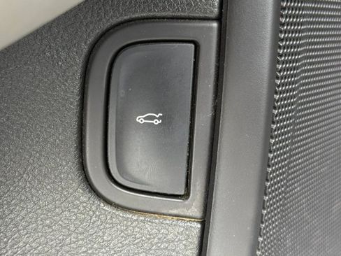 Used 2018 Cadillac CT6 Luxury AWD/4WD image 24