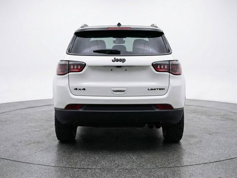 Used 2025 Jeep Compass Trailhawk AWD/4WD image 7