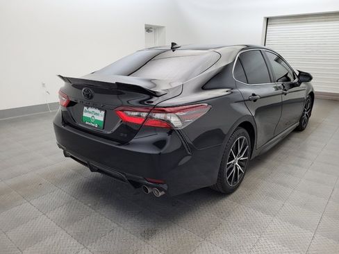 Used 2023 Toyota Camry SE FWD image 9