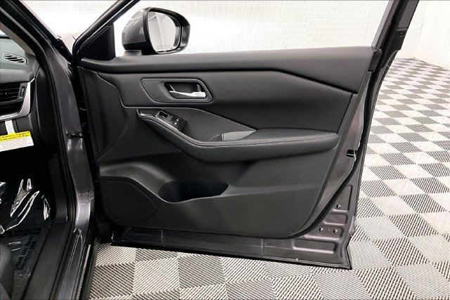 New 2026 Nissan Rogue SV AWD/4WD image 37