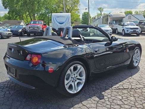 Used 2003 BMW Z4 3.0i RWD image 2