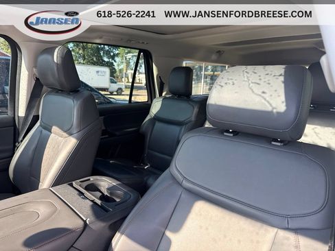Used 2025 Ford Expedition Max Active AWD/4WD image 14