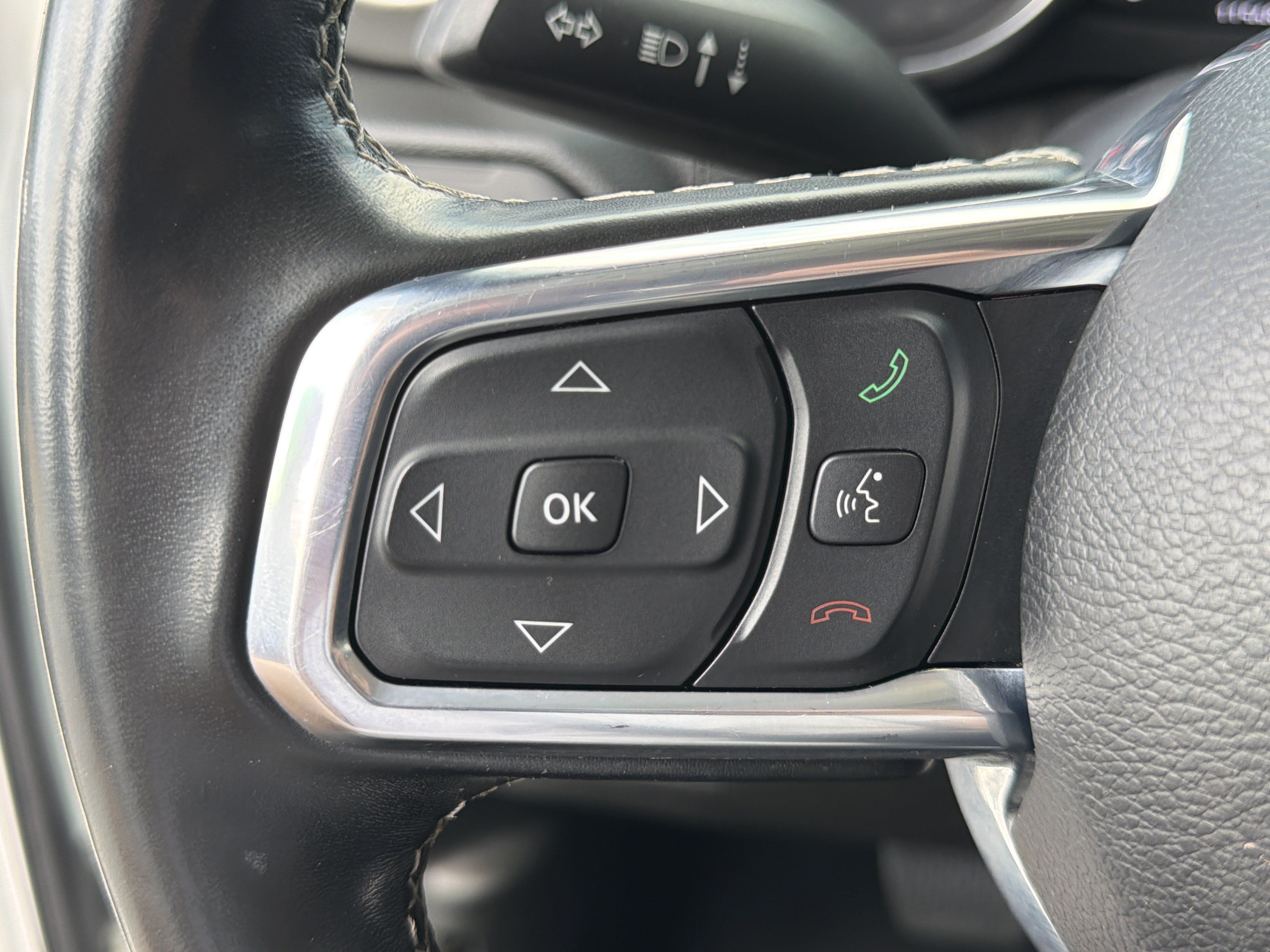 Used 2021 Jeep Wrangler Unlimited Sahara AWD/4WD image 29