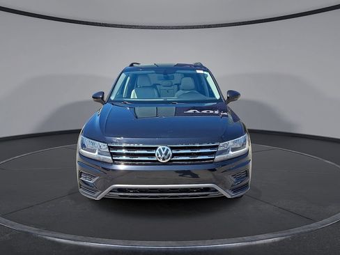 Used 2019 Volkswagen Tiguan SE w/ Panoramic Sunroof Package FWD image 35