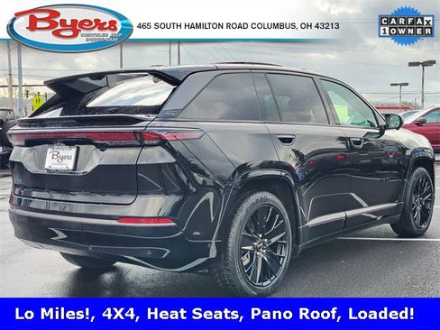 Used 2024 Jeep Wagoneer Launch Edition image 8