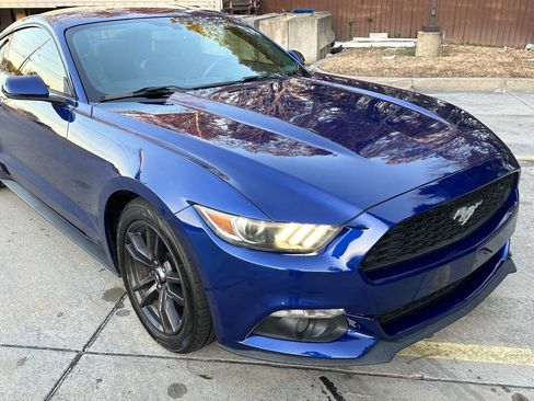 Used 2015 Ford Mustang Premium image 13