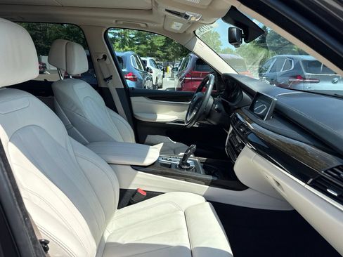 Used 2015 BMW X5 xDrive50i AWD/4WD image 33