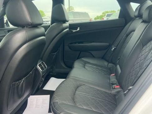 Used 2016 Kia Optima SX w/ Chrome Wheel Package FWD image 10