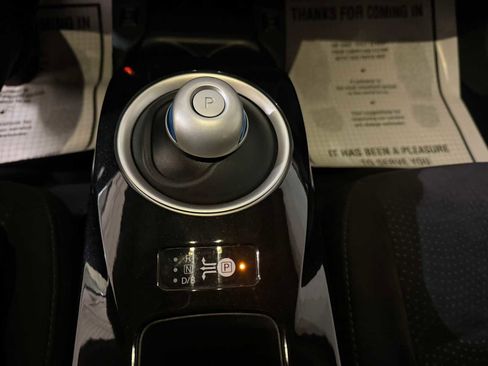 Used 2016 Nissan Leaf SV image 35