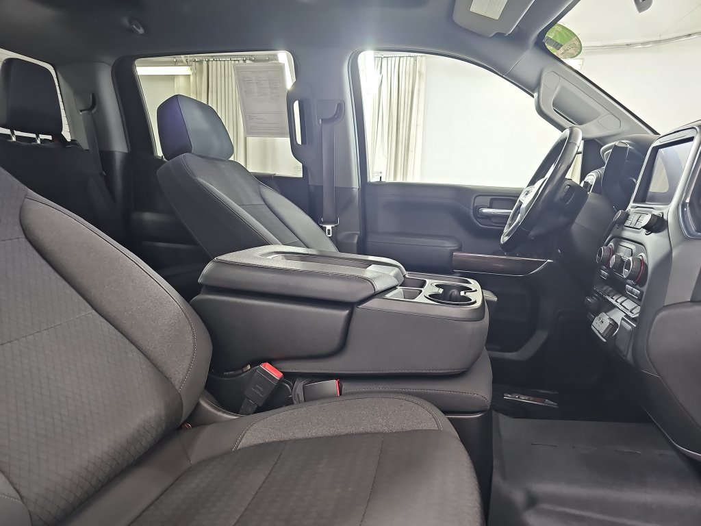 Used 2021 Chevrolet Silverado 1500 LT AWD/4WD image 13