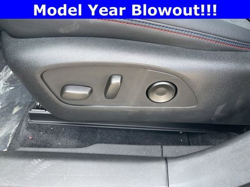 New 2024 Chevrolet Blazer EV RS image 15