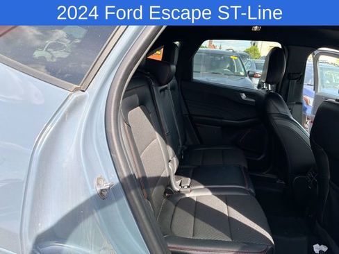 Used 2024 Ford Escape ST-Line w/ Tech Pack #1 AWD/4WD image 14