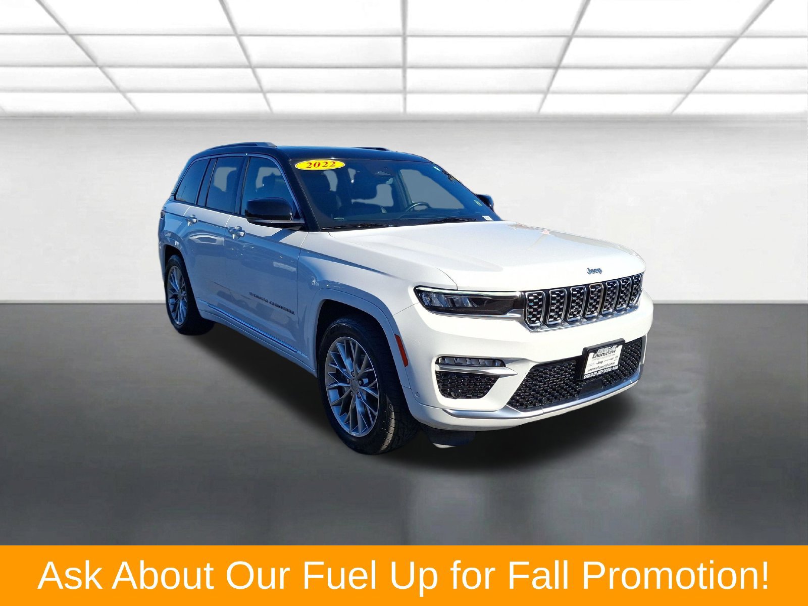 Used 2022 Jeep Grand Cherokee Summit w/ Advanced Protech Group IV AWD/4WD 360° Tour