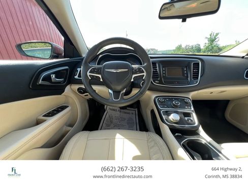 Used 2015 Chrysler 200 Limited FWD image 15