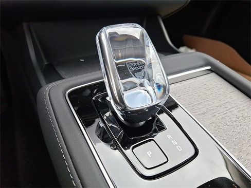 New 2026 Volvo XC90 B6 Ultra image 8