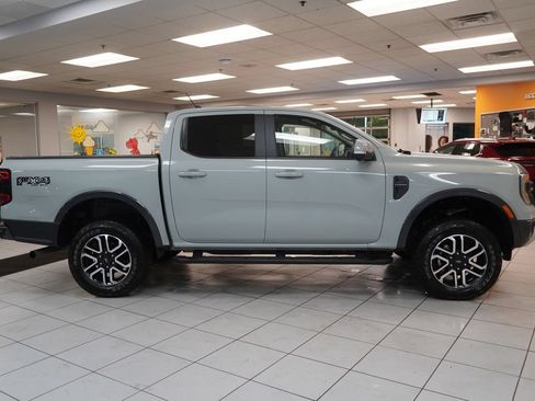 Used 2024 Ford Ranger Lariat w/ FX4 Off-Road Package AWD/4WD image 12