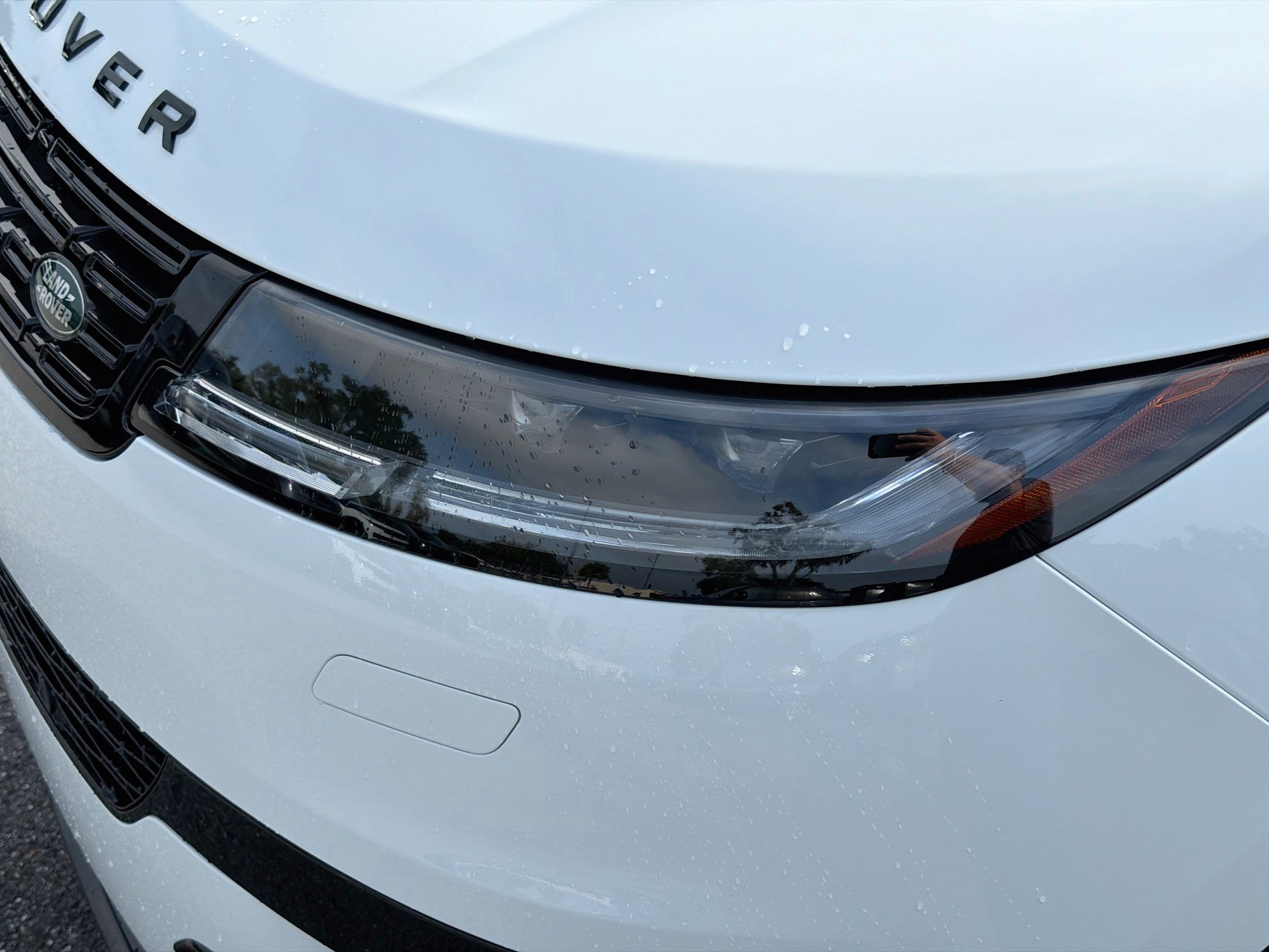 New 2027 Land Rover Range Rover Sport Dynamic SE AWD/4WD image 9