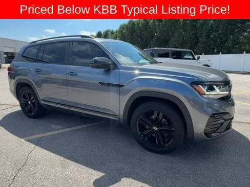 Used 2023 Volkswagen Atlas SEL R-Line AWD/4WD image 2