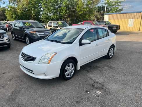 Used 2011 Nissan Sentra 2.0 FWD image 2
