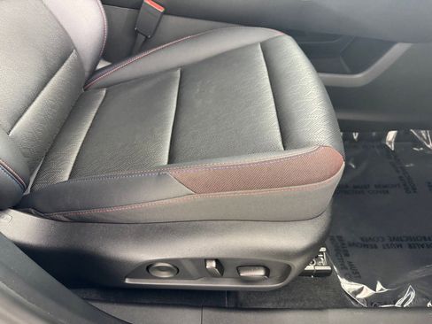 Used 2026 Chevrolet Equinox RS w/ Convenience Package III FWD image 36