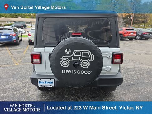 Used 2022 Jeep Wrangler Unlimited Sport image 6