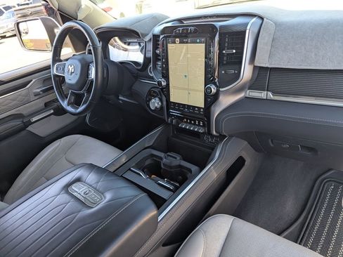 Used 2022 RAM 1500 Limited AWD/4WD image 32