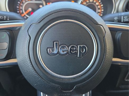 Used 2020 Jeep Gladiator Sport w/ Quick Order Package 24S image 21