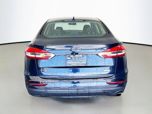 Used 2020 Ford Fusion SE FWD image 6