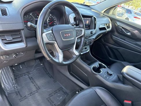 Used 2023 GMC Terrain SLT image 22