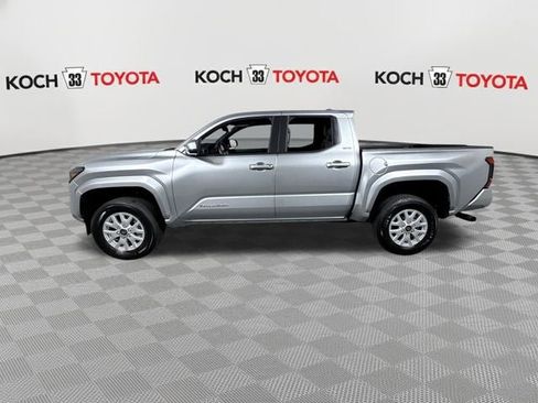 New 2025 Toyota Tacoma SR5 image 5