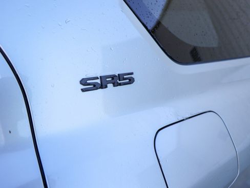 Used 2025 Toyota 4Runner Limited image 11