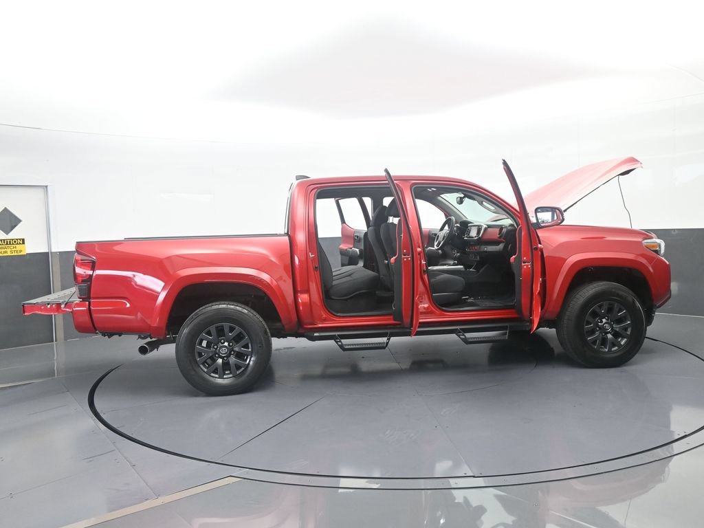 Used 2023 Toyota Tacoma SR5 w/ Technology Package RWD image 68