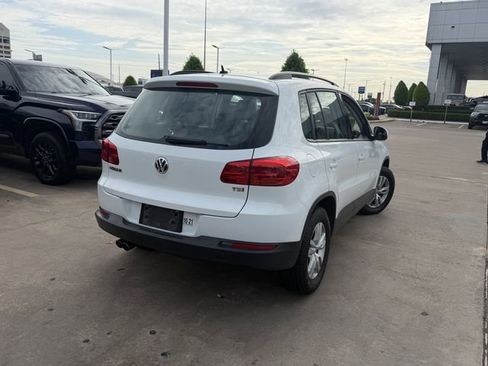 Used 2016 Volkswagen Tiguan S FWD image 5