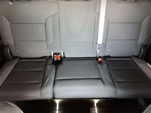 Used 2024 Chevrolet Silverado 1500 Custom Trail Boss w/ LPO, Dark Essentials Package image 17