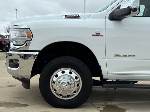 Used 2024 RAM 3500 Laramie AWD/4WD image 5