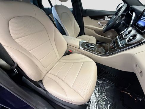 Used 2018 Mercedes-Benz C 300 Sedan image 15