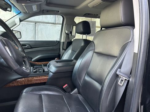 Used 2018 Chevrolet Tahoe Premier image 2