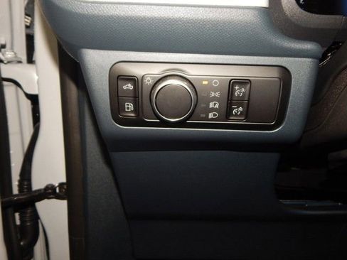 New 2025 Ford Maverick XLT image 20