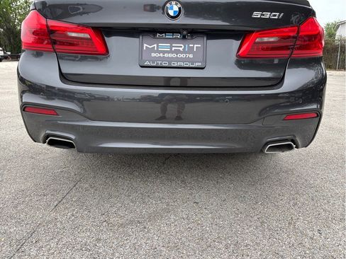 Used 2020 BMW 530i w/ M Sport Package image 18