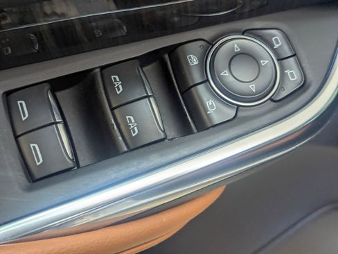 Used 2022 Cadillac XT4 Sport w/ Comfort Package image 22