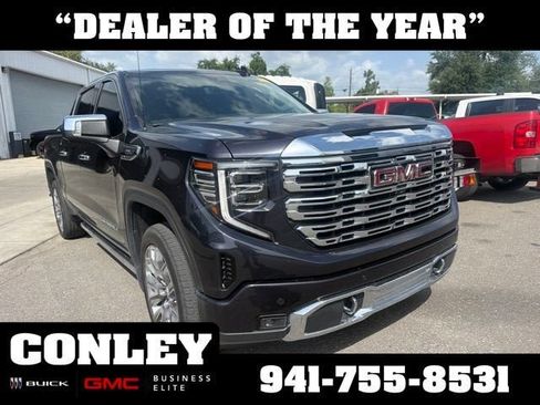 Used 2023 GMC Sierra 1500 Denali w/ Denali Reserve Package AWD/4WD image 1