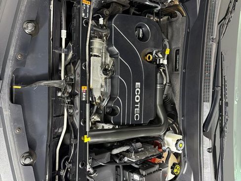 Used 2020 Chevrolet Equinox LT image 27